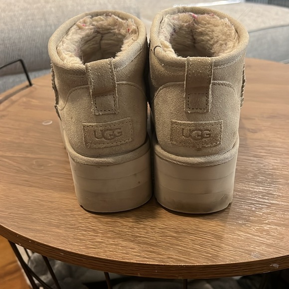 Ugg platform - Picture 3 of 3